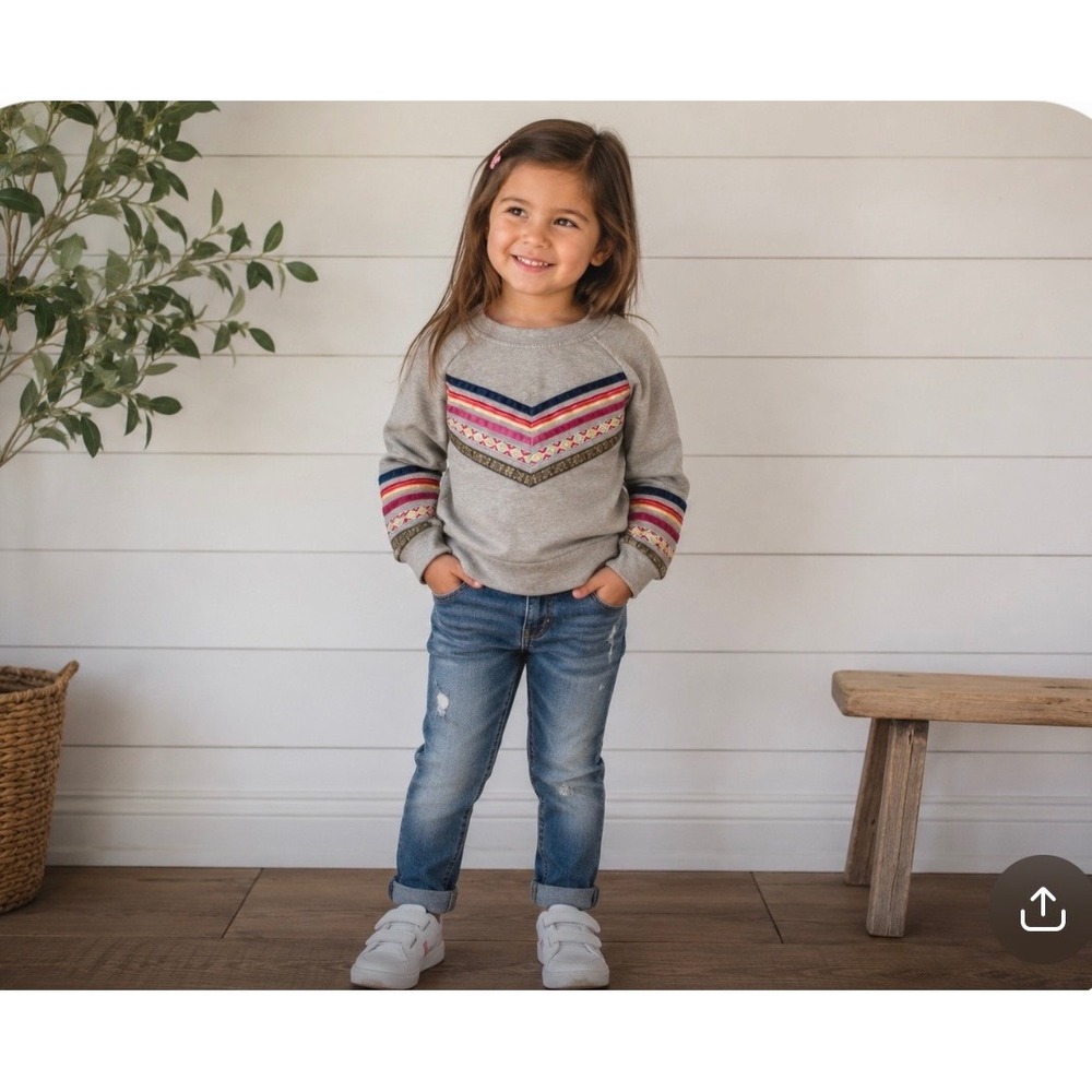 Hanna Andersson Girls Gray Chevron Ribbon Sweatshirt Size 110 5T Cotton
